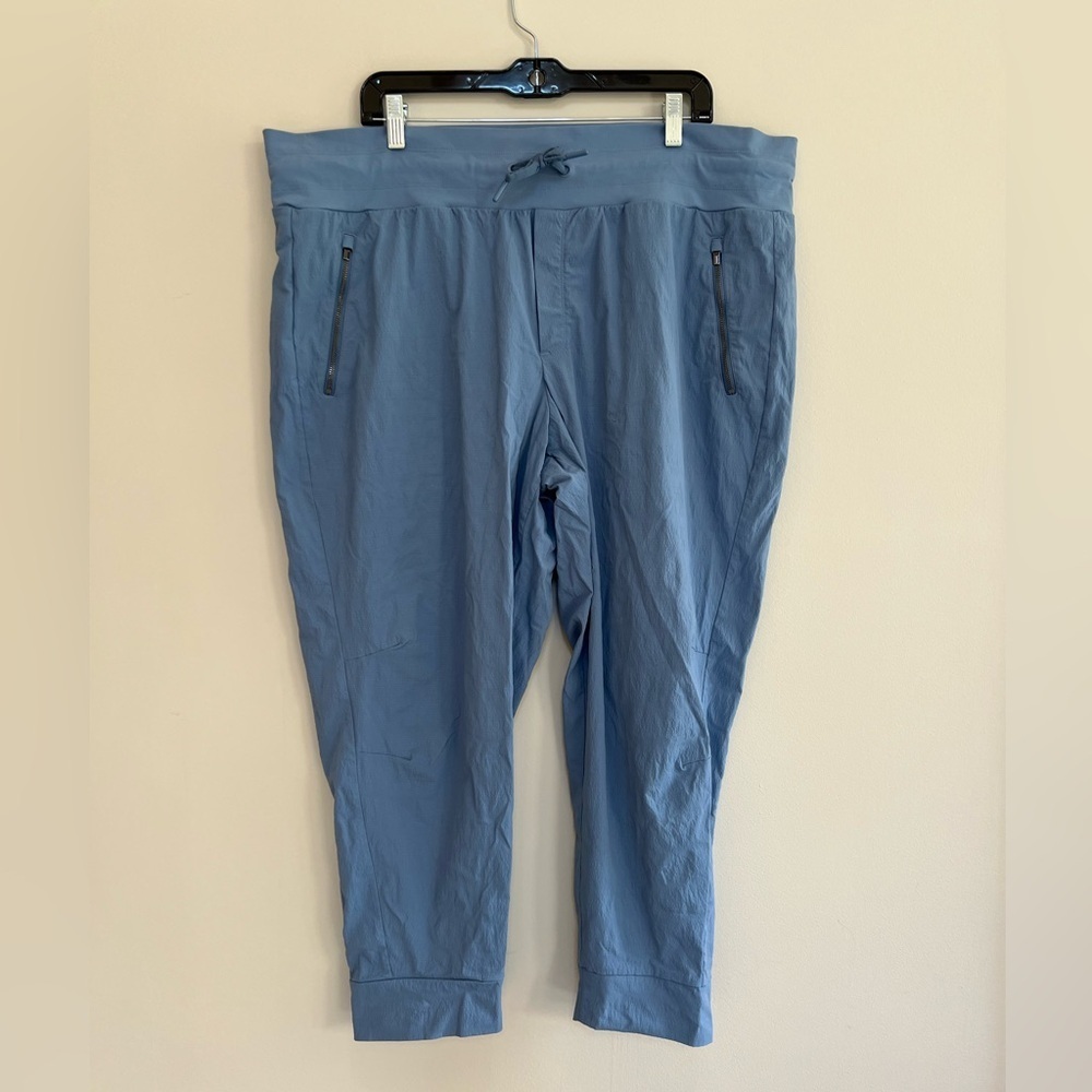 Athleta Trekkie Mid Rise Legacy Jogger Pant in Shadow Blue, size 20 - Picture 2 of 9